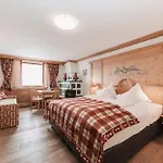 Alpine Sportalm Hotel
