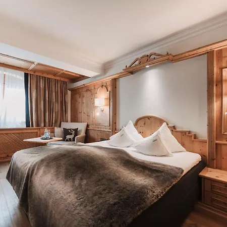 Hotel Alpine Sportalm Sankt Leonhard im Pitztal