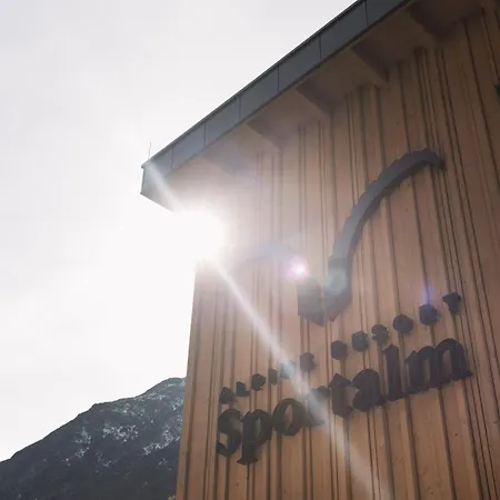 Alpine Sportalm Hotel 4*
