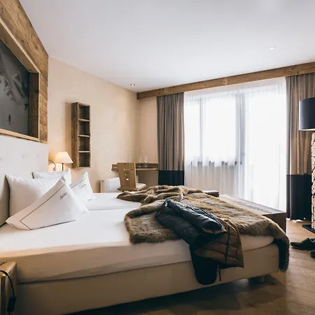 Alpine Sportalm Hotel 4*