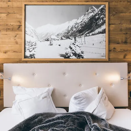 Alpine Sportalm Hotel Sankt Leonhard im Pitztal