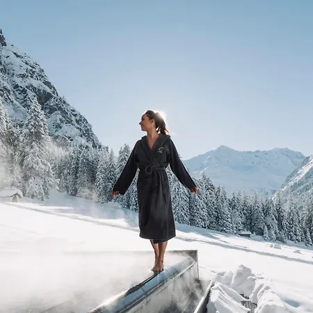 Alpine Sportalm Sankt Leonhard im Pitztal
