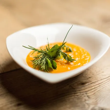 Alpine Sportalm Sankt Leonhard im Pitztal